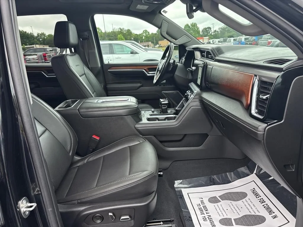 Used 2022 Black GMC Denali image 13