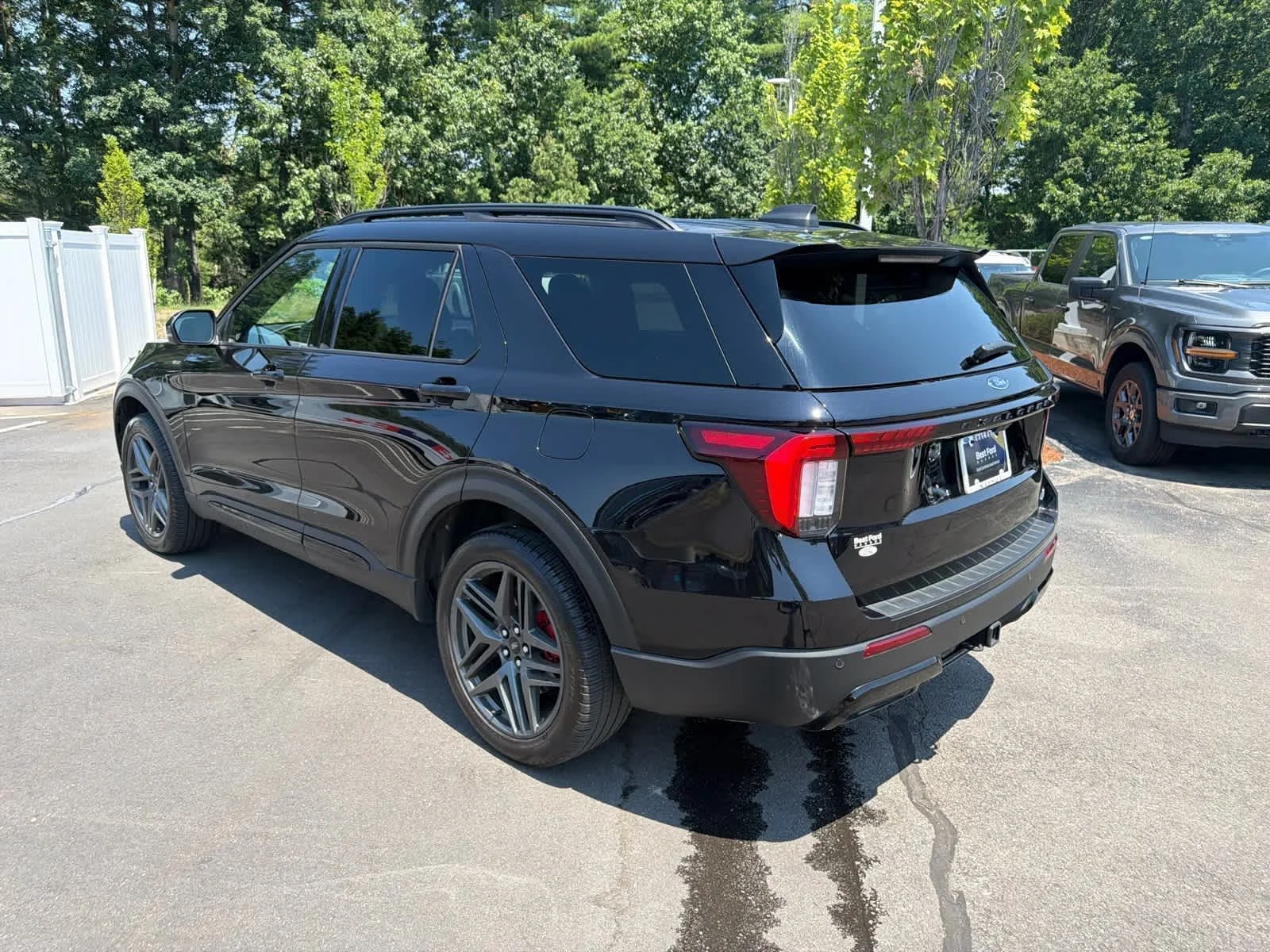 Used 2025 Agate Black Ford ST-Line image 8