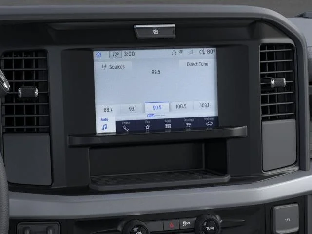 New 2026 Oxford White Ford F-550® XL image 36