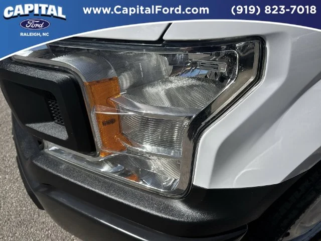 Used 2018 White Ford XL image 11