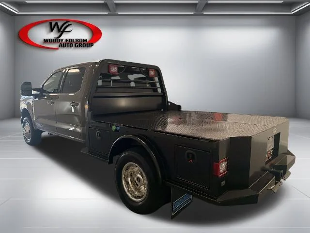 New 2027 Marsh Gray Metallic Ford F-350® XLT image 27
