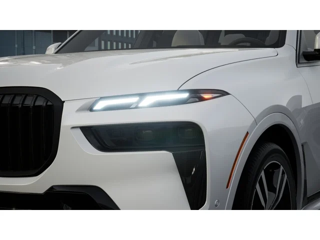New 2027 Mineral White Metallic BMW xDrive40i image 6