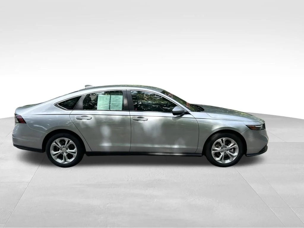 Used 2026 Silver Honda LX image 6