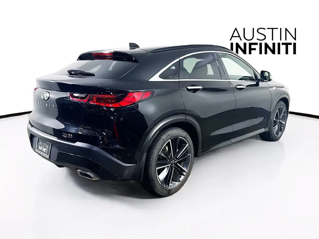 Certified Used 2022 Black INFINITI LUXE image 9