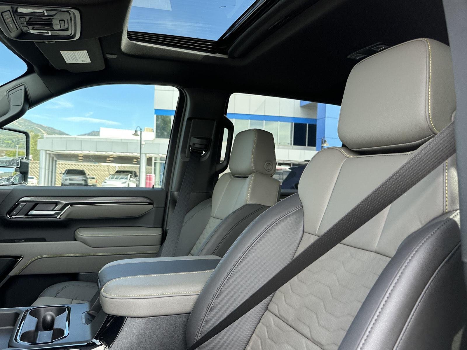 2026 Chevrolet Silverado 2500 HD ZR2 - Photo 25
