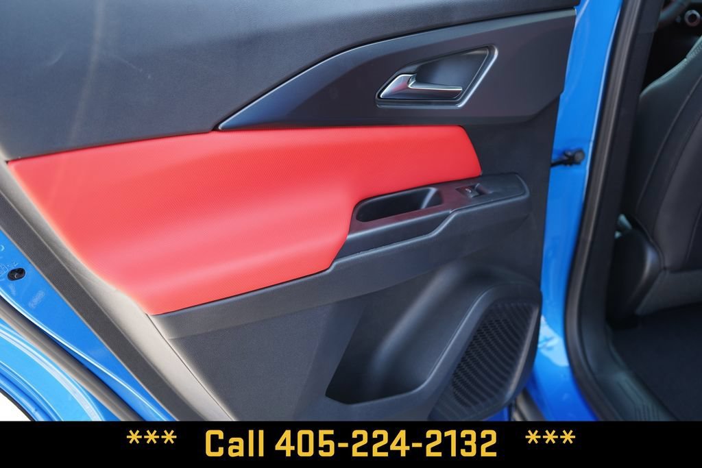 2025 Chevrolet Equinox EV RS - Photo 24