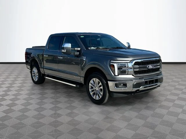 Used 2025 Gray Ford Lariat image 3