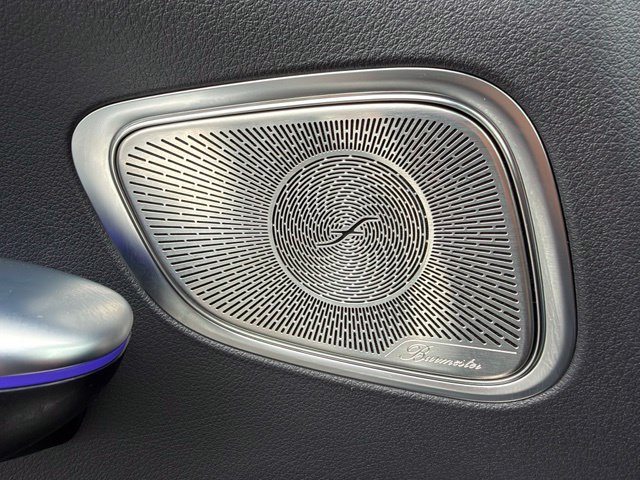 Used 2023  Mercedes-Benz GLC 300 image 24