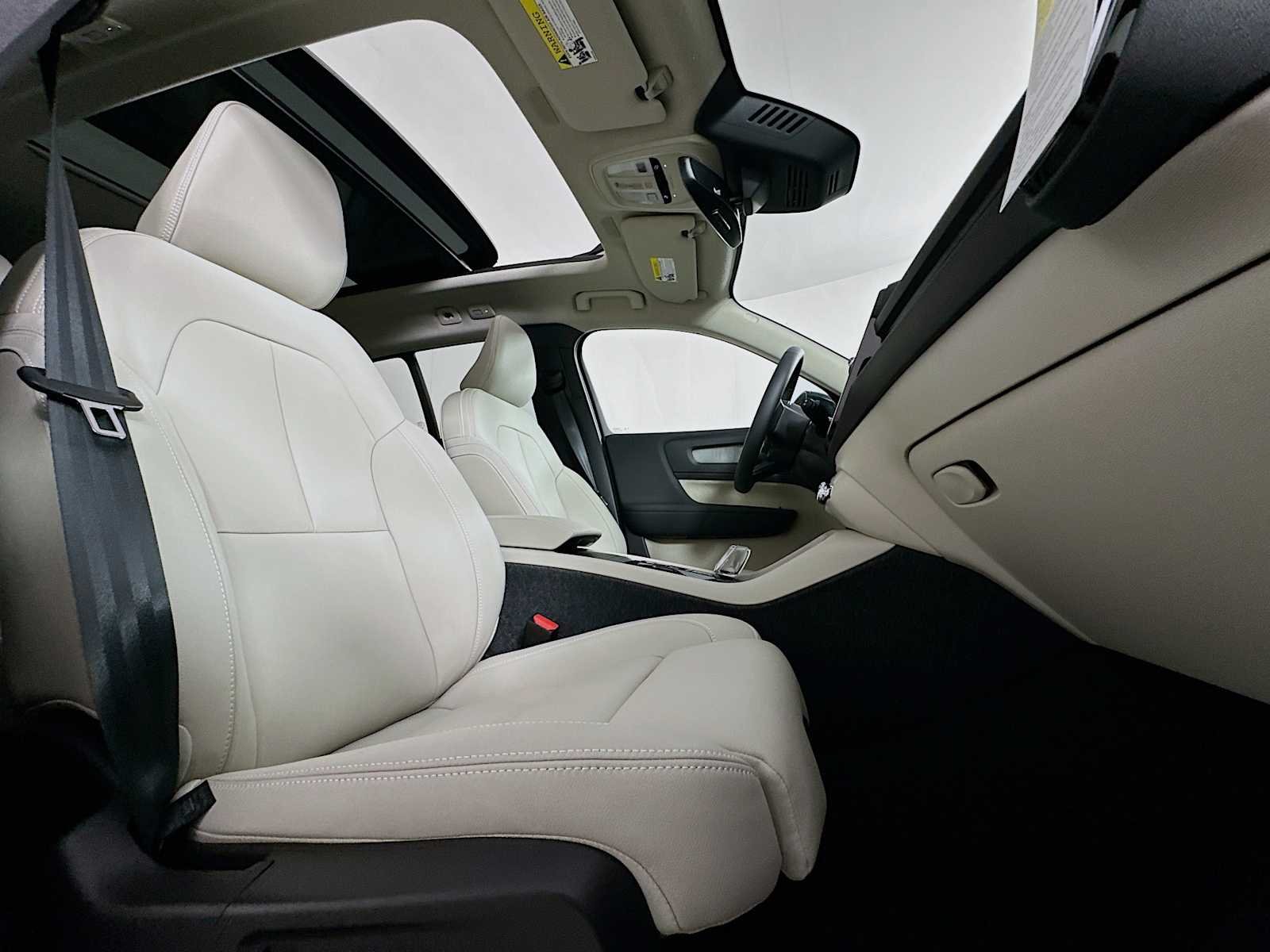 New 2026 Cloud Blue Volvo Ultra image 26