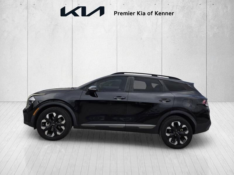 Used 2023 Black Kia X-Line image 2