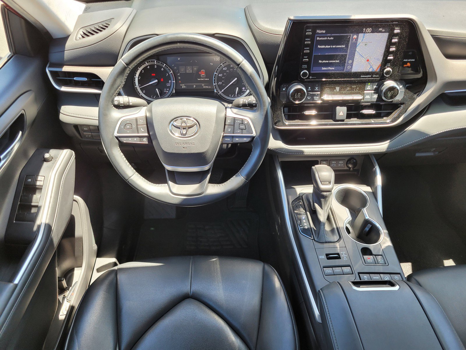 Used 2022  Toyota XLE image 14