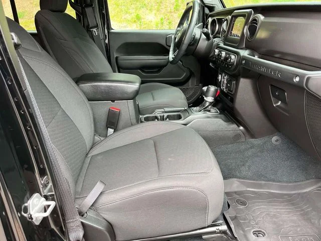 Certified Used 2022 Black Clearcoat Jeep Unlimited Sport S image 26