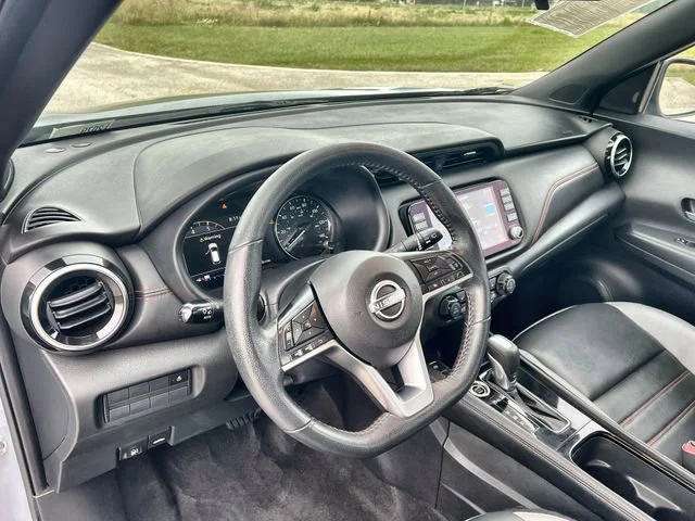 Used 2023 Gray Nissan SR Xtronic CVT image 11