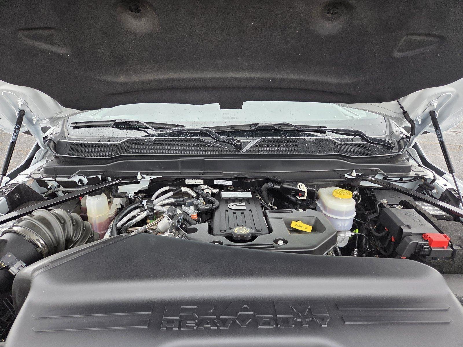 Used 2025 Bright White Clearcoat Ram Big Horn image 29