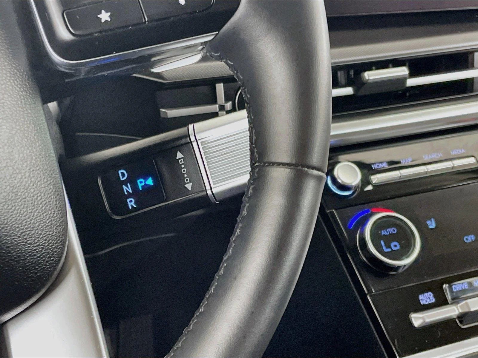 2026 Hyundai Santa Fe SEL - Photo 15