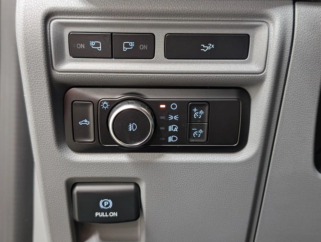 Certified Used 2023 Gray Metallic Ford XLT image 13