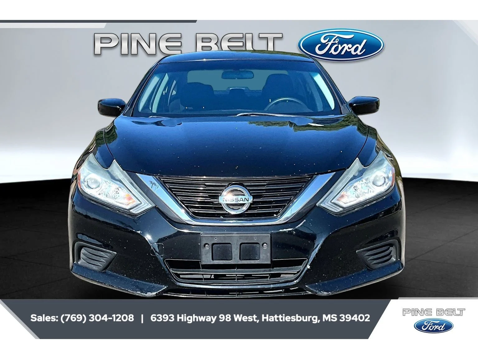 Used 2017 Super Black Nissan 2.5 S image 3