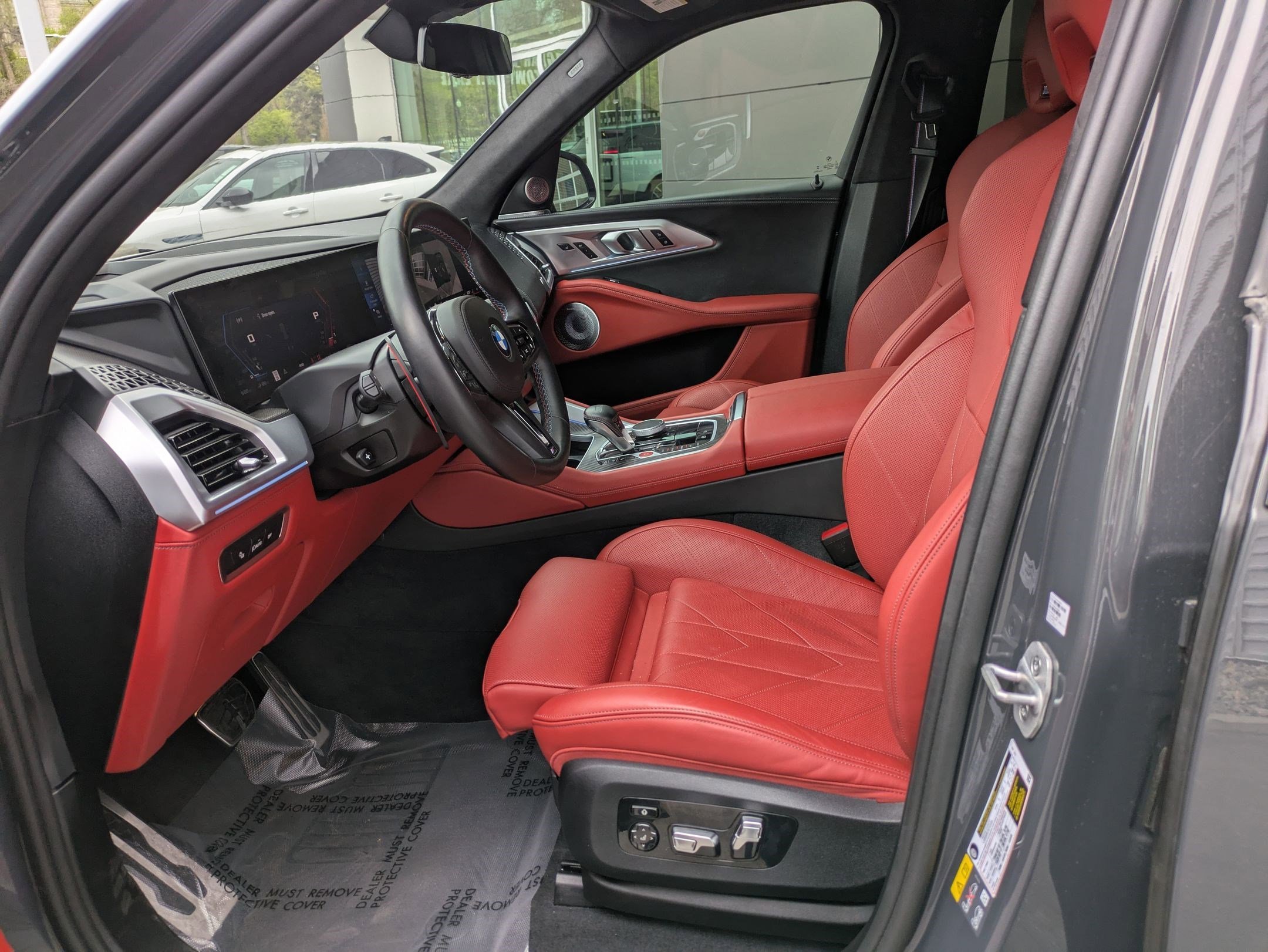 2025 BMW XM Base - Photo 14