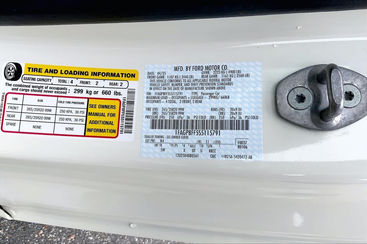 Used 2025 Wimbledon White Ford GT Premium image 31
