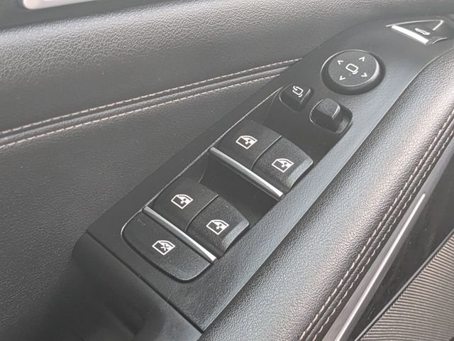 Used 2025 Black BMW xDrive40i image 27