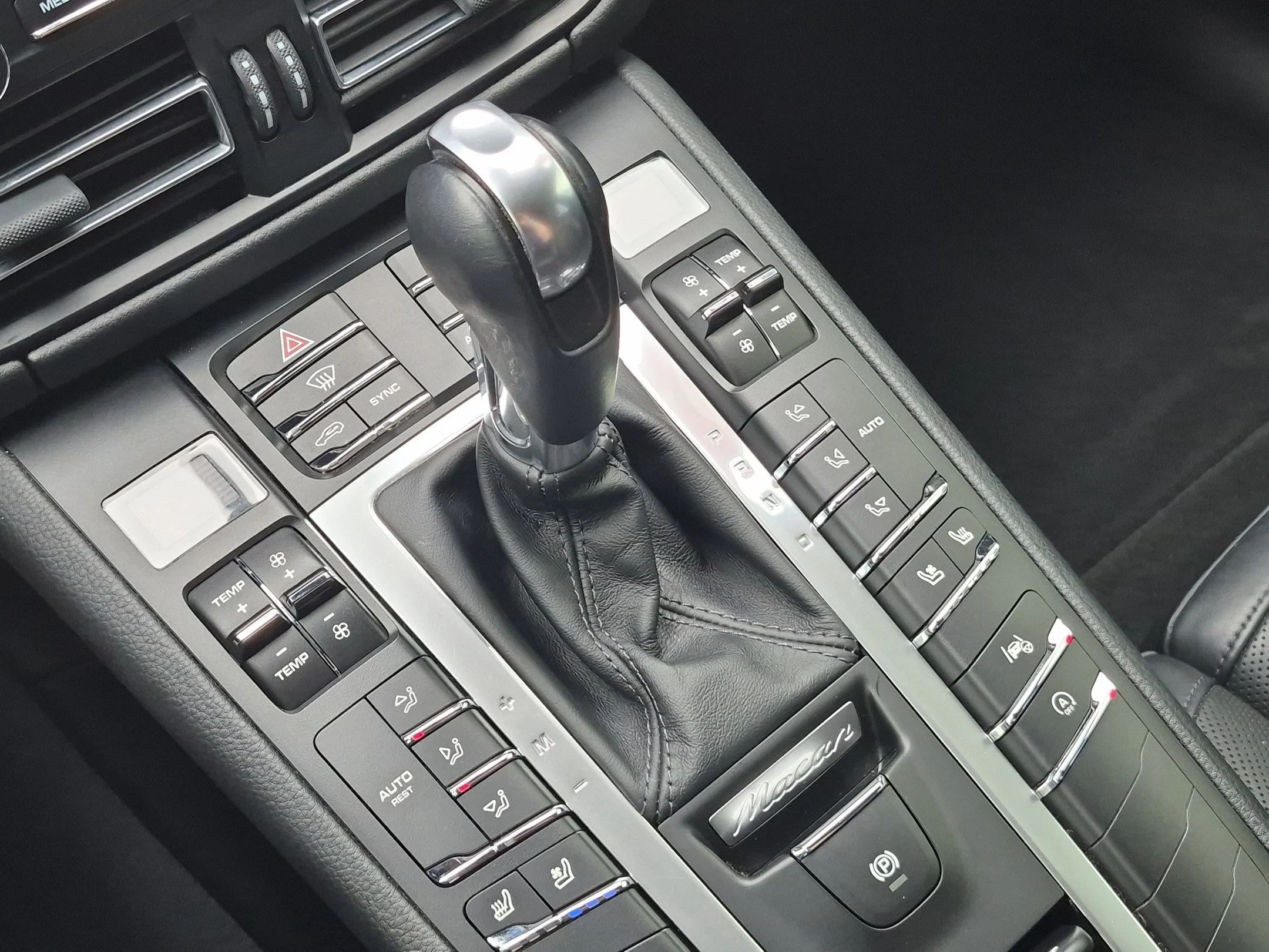 Used 2019 Jet Black Metallic Porsche S image 24