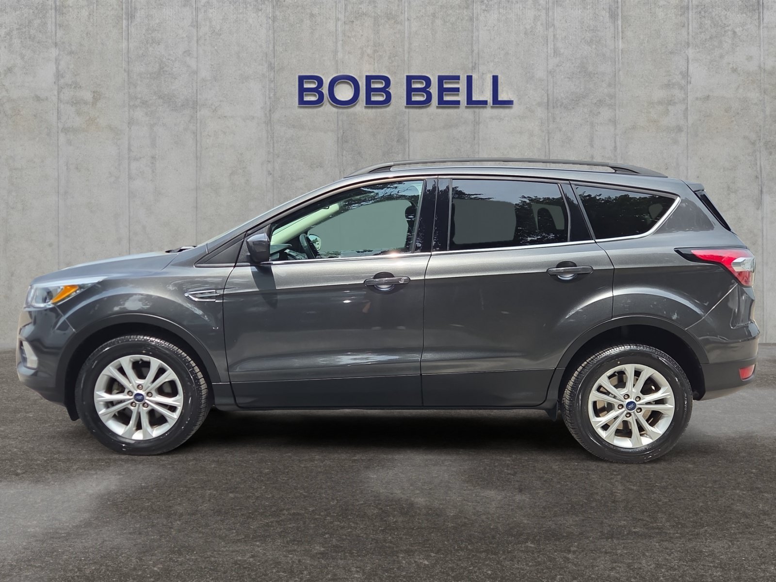 Used 2018 Ford Escape SE with VIN 1FMCU0GD7JUD07021 for sale in Glen Burnie, MD