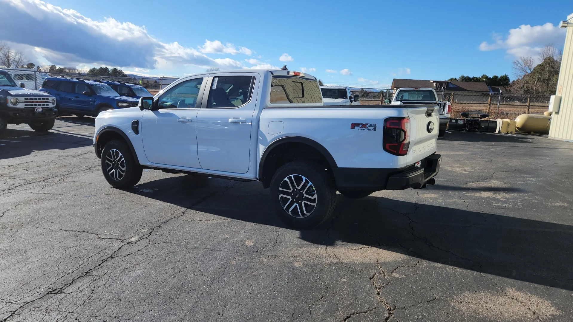 New 2025 Oxford White Ford LARIAT image 8