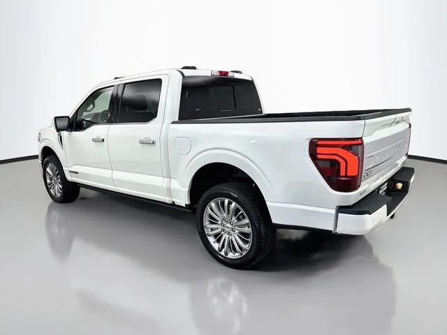 New 2026 Star White Metallic Tri-Coat Ford Platinum® image 5