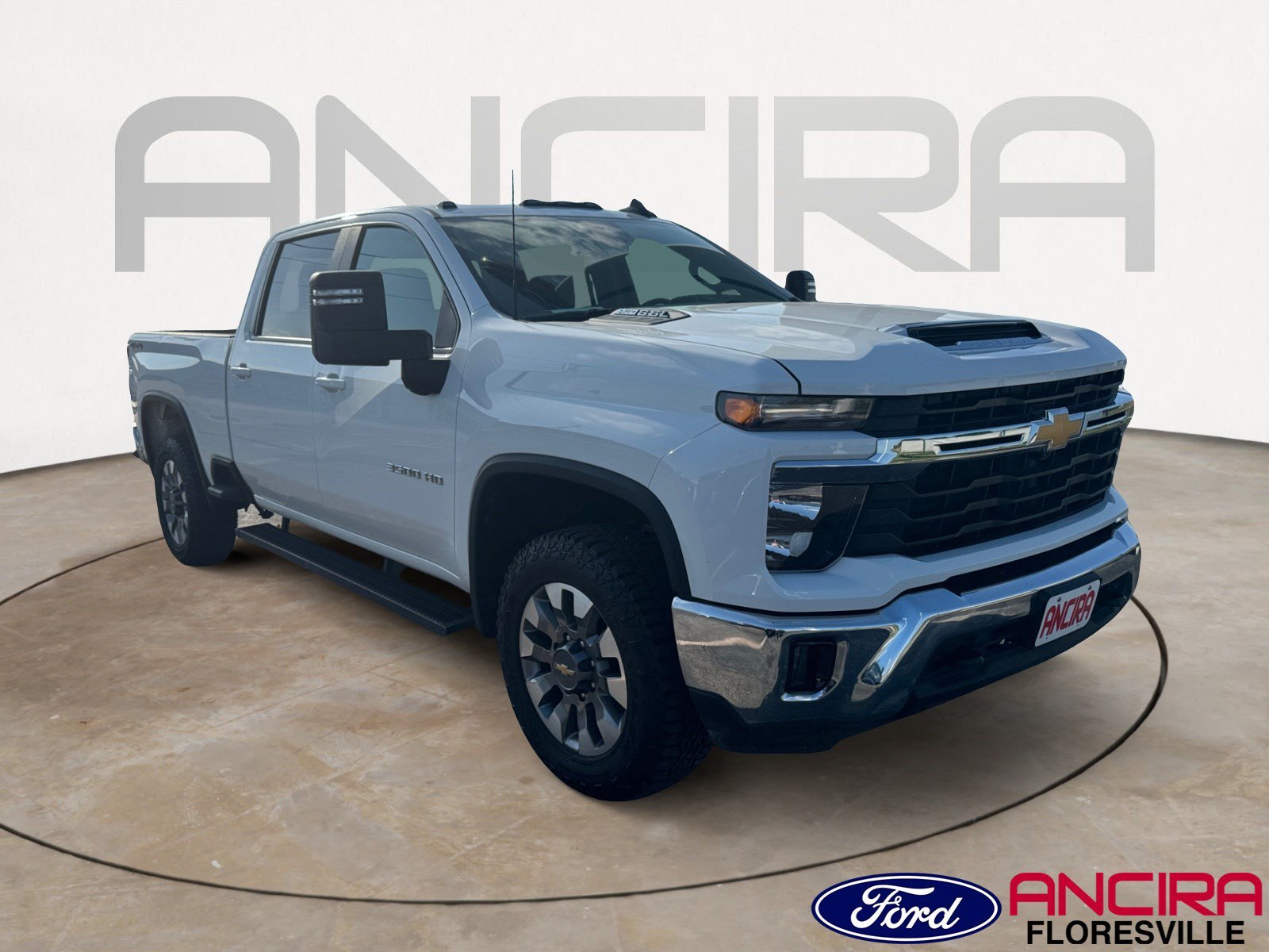 Used 2024 Summit White Chevrolet LT image 1