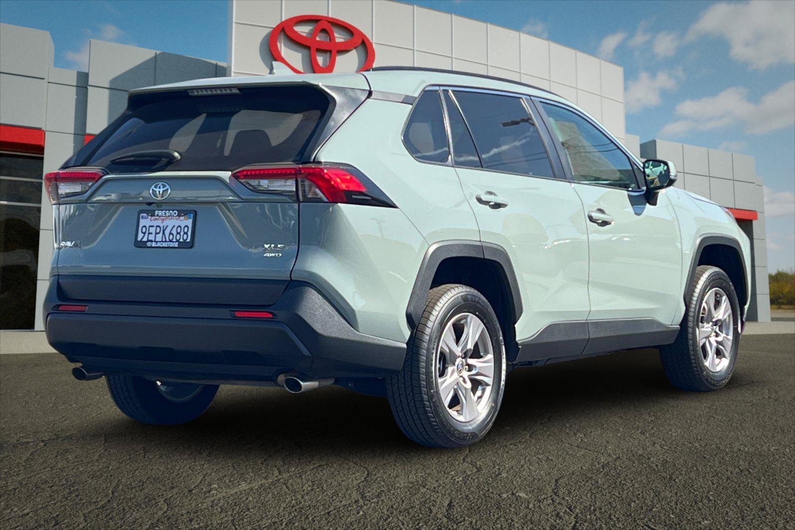 Used 2023 Lunar Rock Toyota XLE image 3