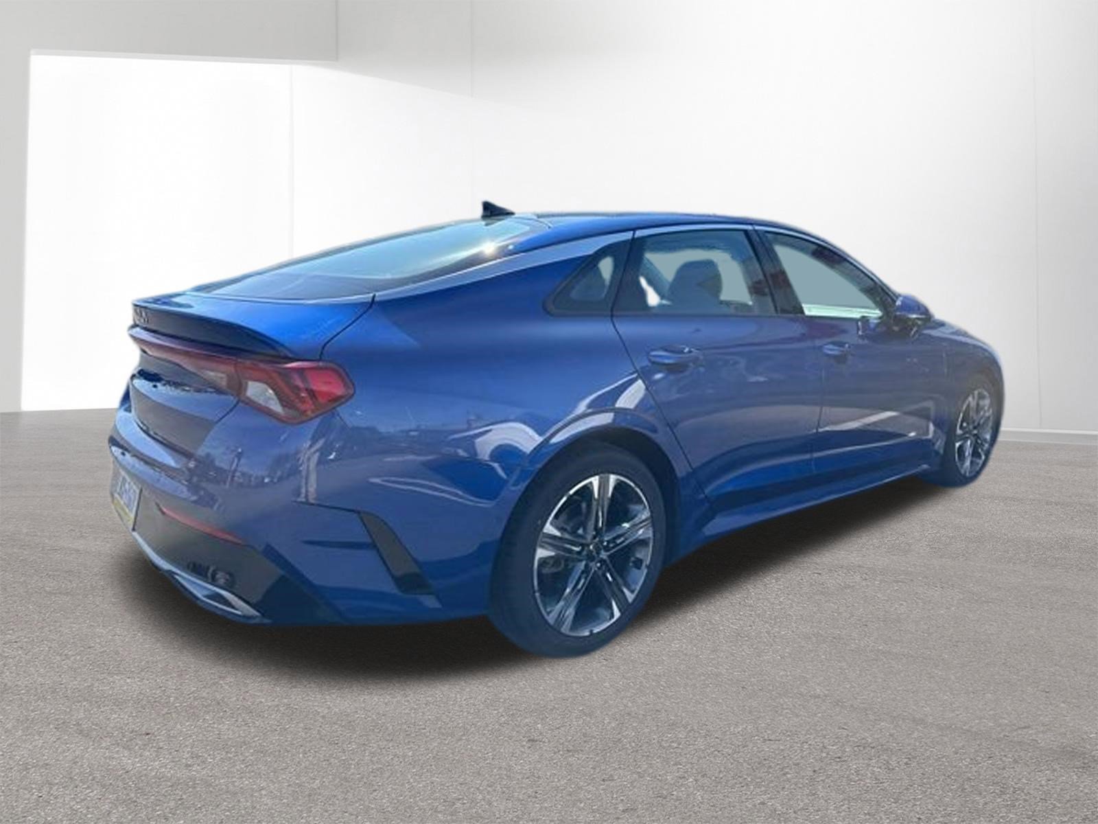 Used 2022 Sapphire Blue Kia EX image 5