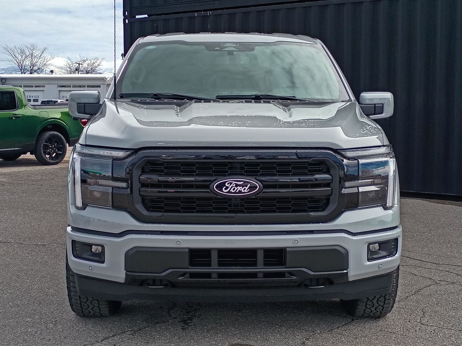 View vehicle photo 2