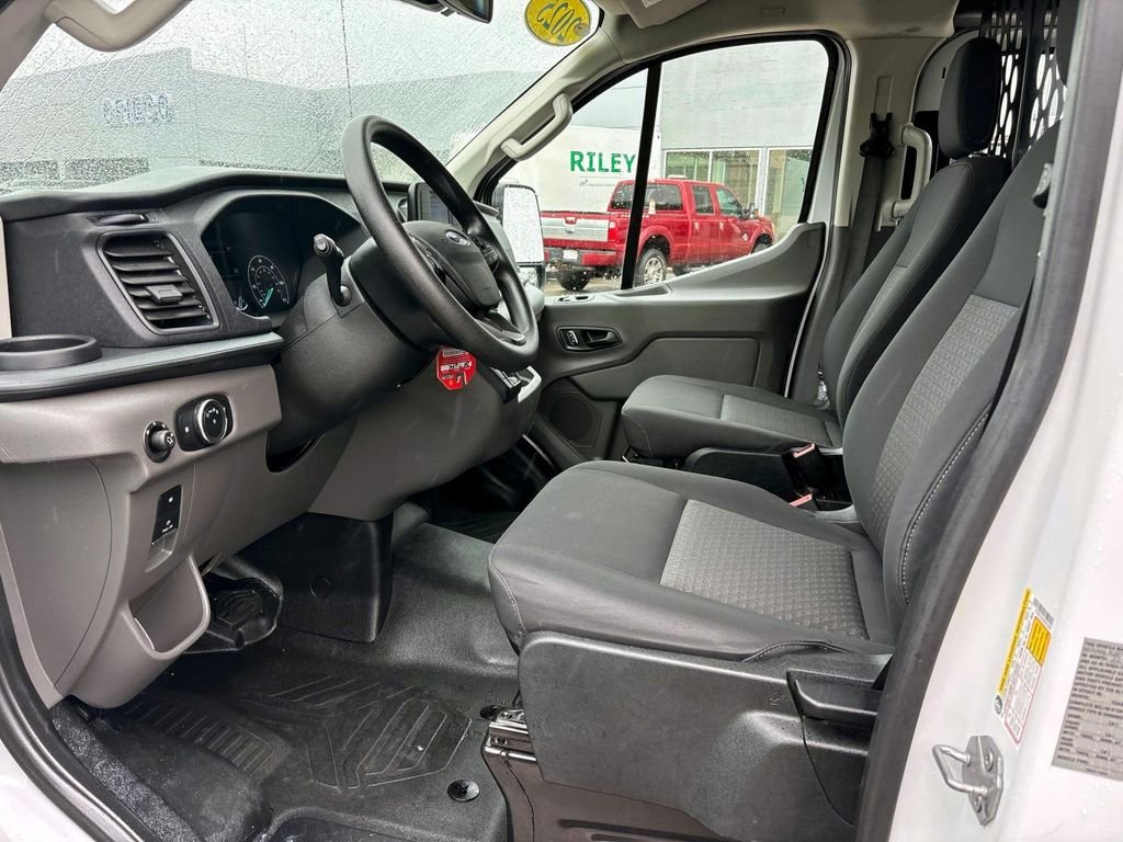 Used 2025 White Ford  image 8