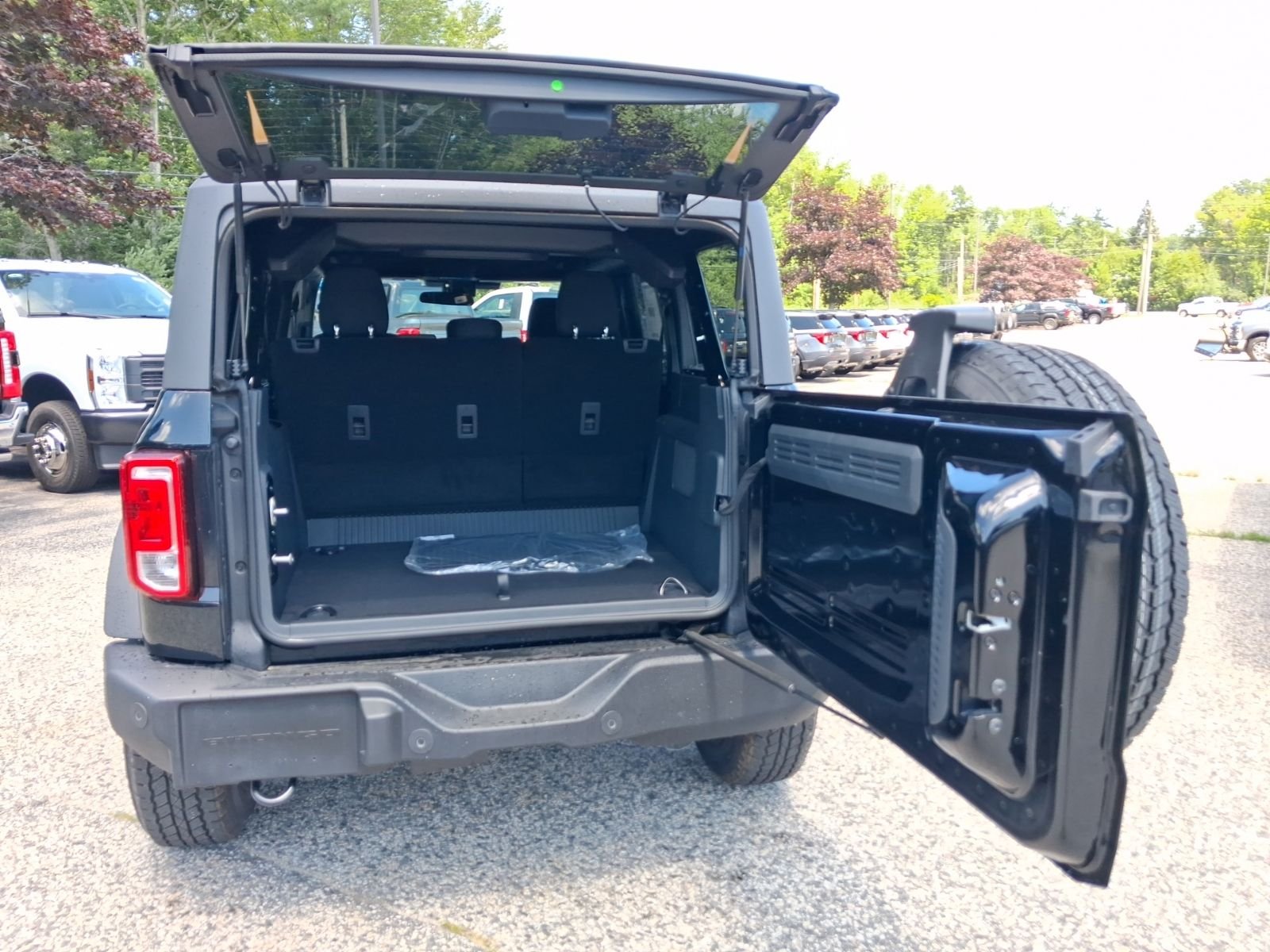 New 2026 Shadow Black Ford Big Bend® image 9