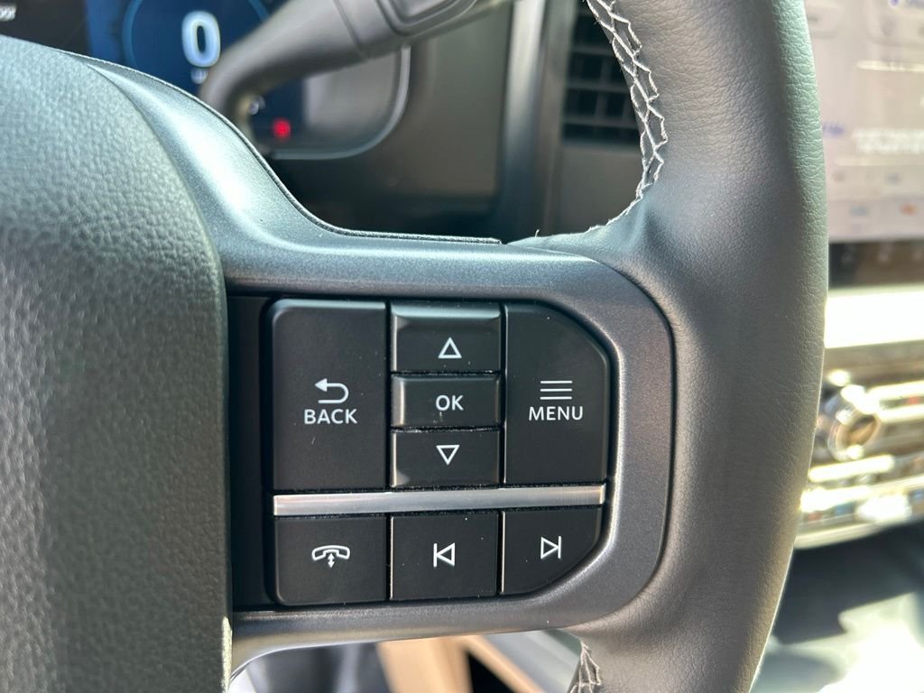 New 2026 Oxford White Ford Lariat image 19