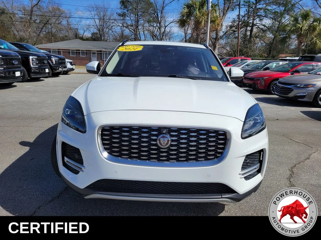 Used 2021  Jaguar P250 SE image 10
