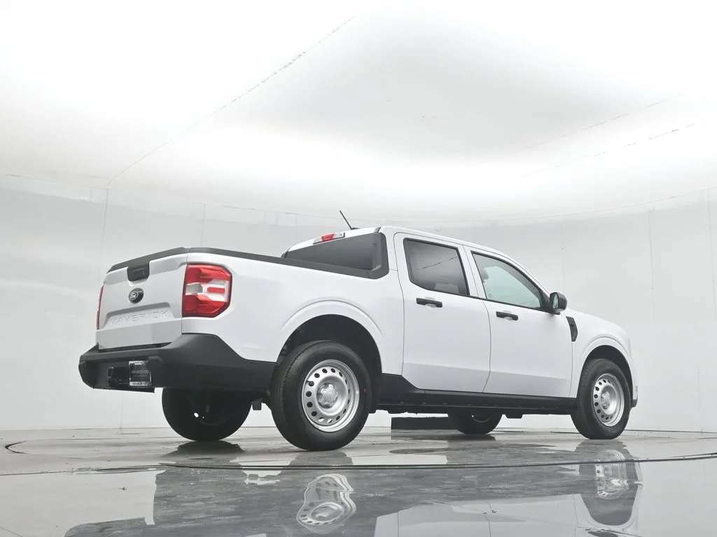 New 2026 Oxford White Ford XL image 45