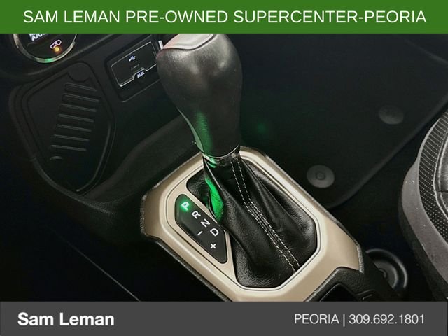 Used 2016 Blue Jeep Limited image 17