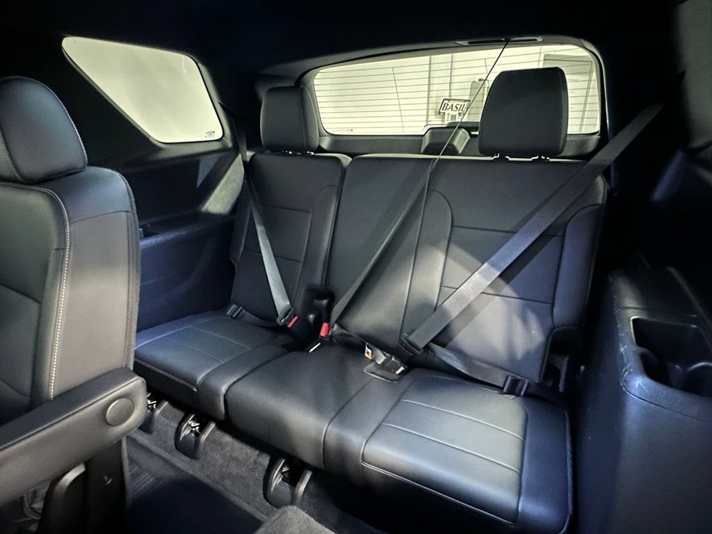 Used 2023 Sterling Gray Metallic Chevrolet LT Leather image 19
