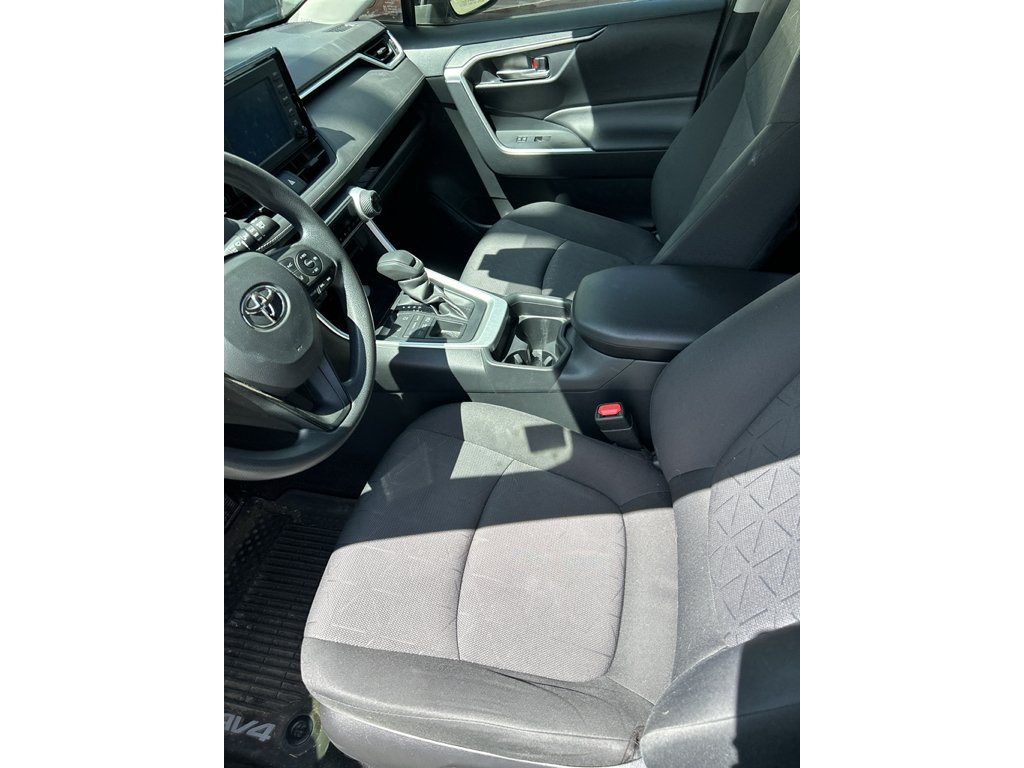 Used 2019 Silver Sky Metallic Toyota XLE image 10