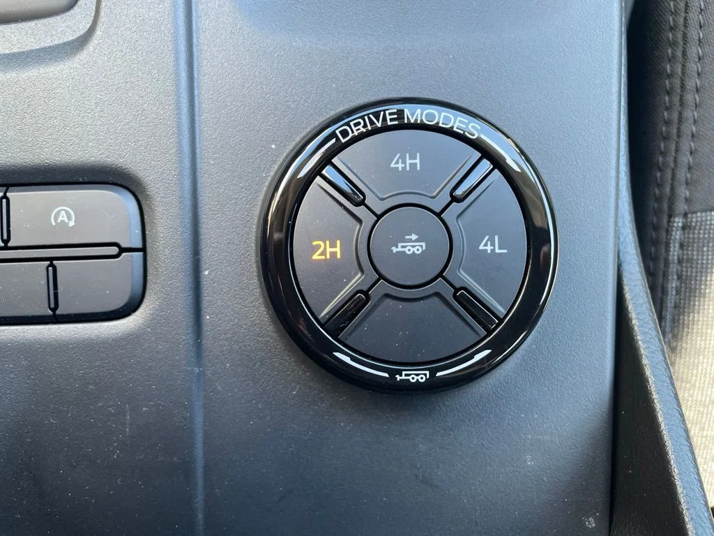 New 2026 AVALANCHE Ford XLT image 36