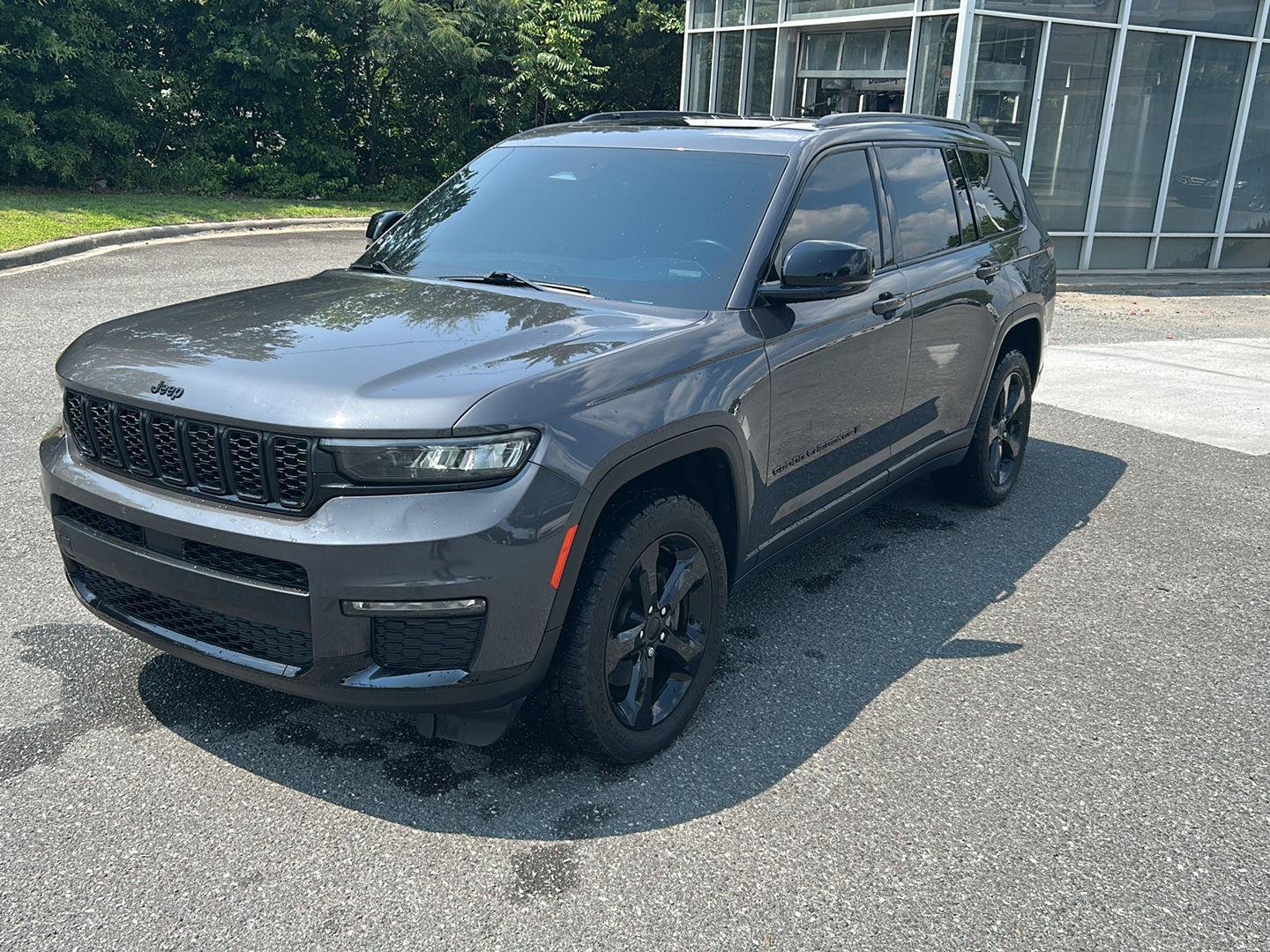 Used 2022 Baltic Gray Metallic Clearcoat Jeep Limited image 1