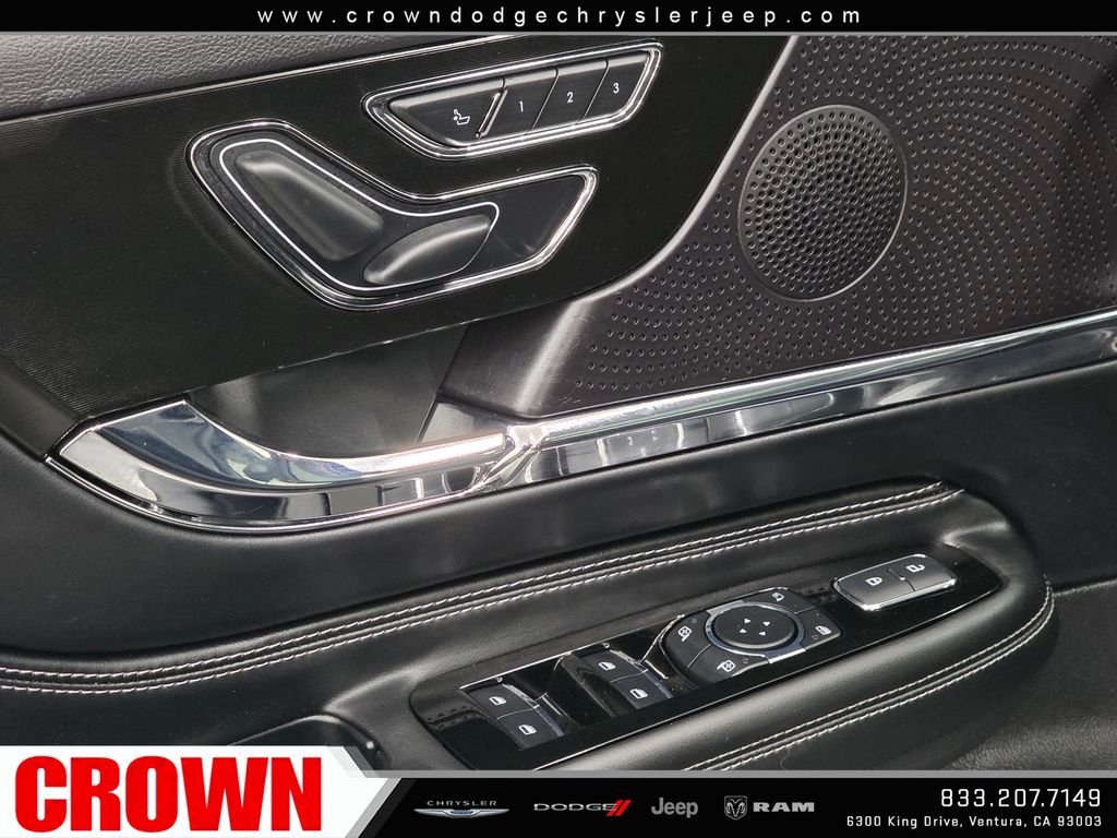 Used 2024 Black Lincoln Grand Touring image 20