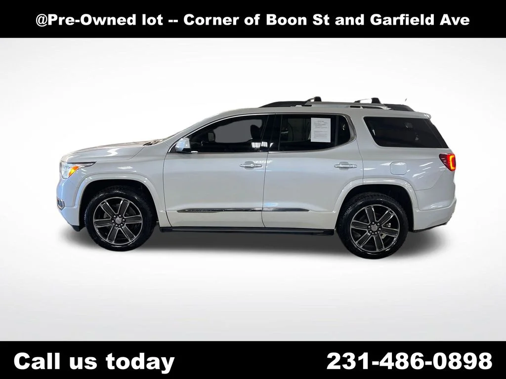 Used 2018 White GMC Denali image 2