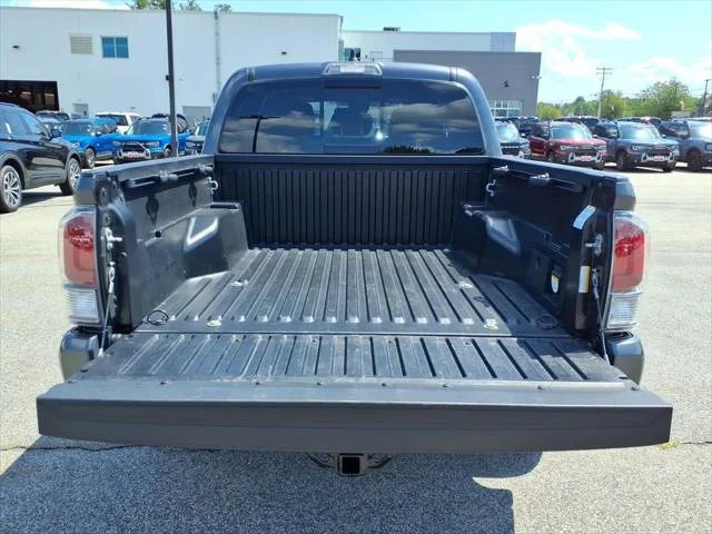 Certified Used 2023 MAGNETIC GRAY MET. Toyota  image 5
