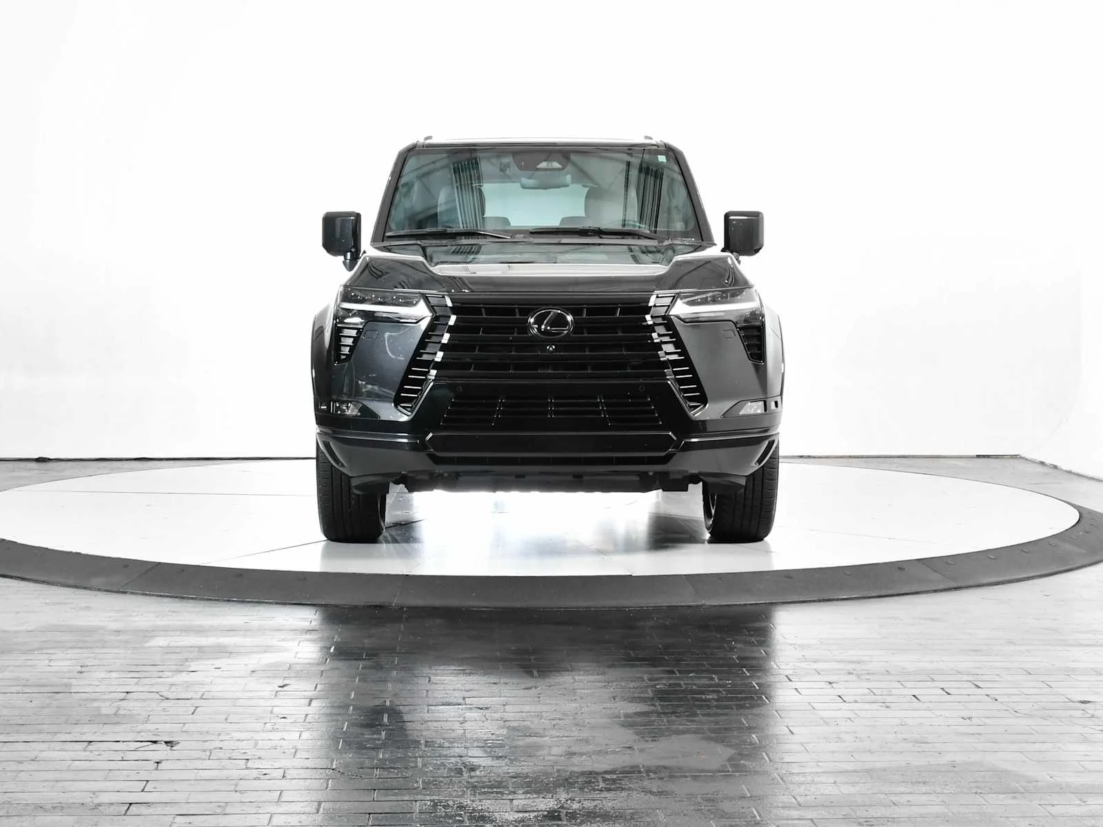 Certified Used 2025 CAVIAR Lexus Luxury+ image 9
