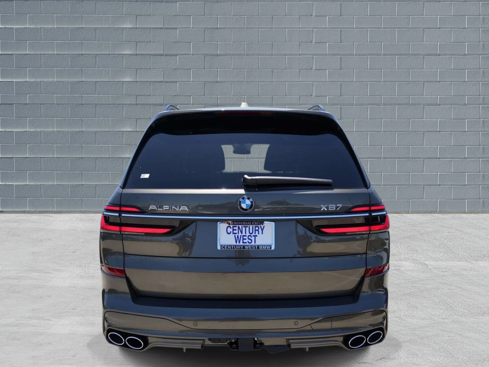 New 2026 ManhattanGreen BMW ALPINA XB7 image 4