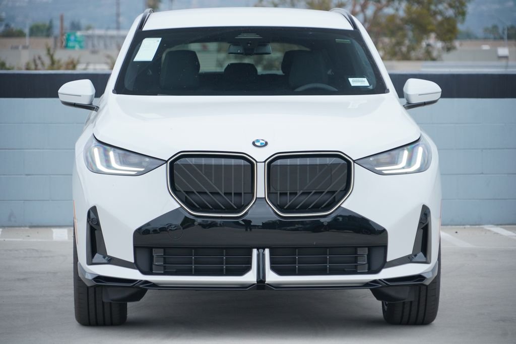 New 2026 Alpine White BMW 30 xDrive image 2