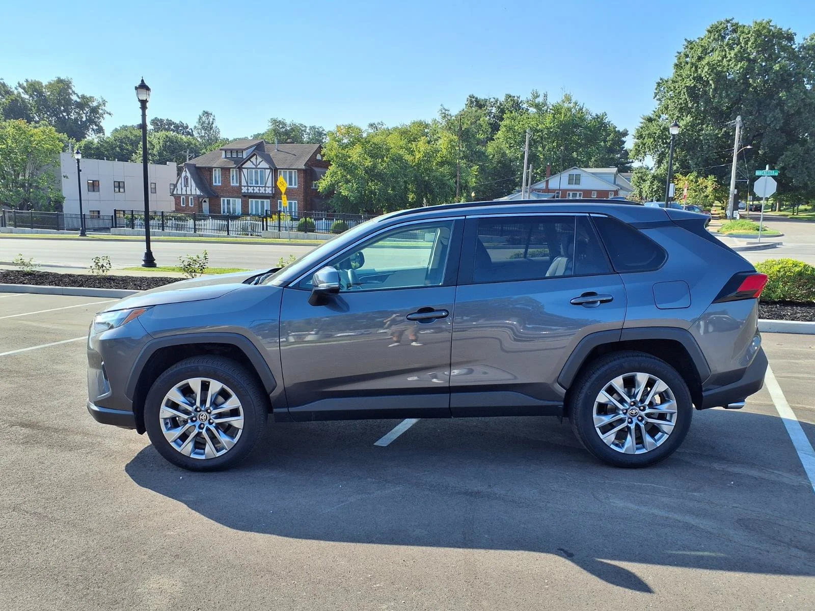 Certified Used 2025 Magnetic Gray Metallic Toyota XLE Premium image 29