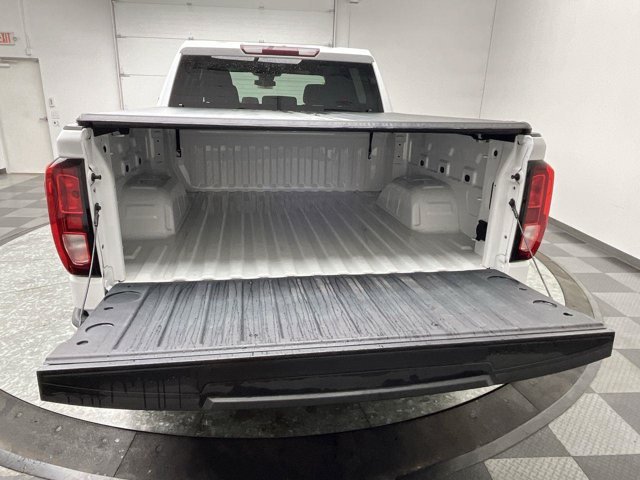 Used 2024 Summit White GMC Elevation image 32